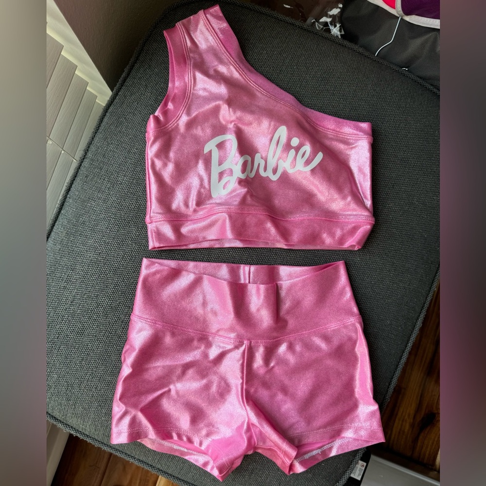 Dance set. Barbie top and bottom